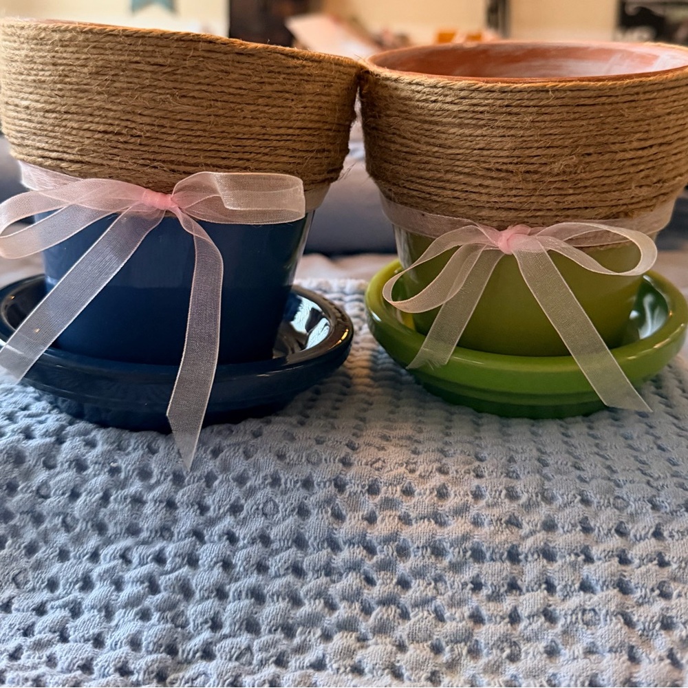 “Norcal” Vintage Set Of 2 Small Pots -            4.5”X 5”   NWT